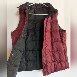 Womens Large Goose Down Vest LL Bean Reversible Burgundy Black Puffer REI Marmot